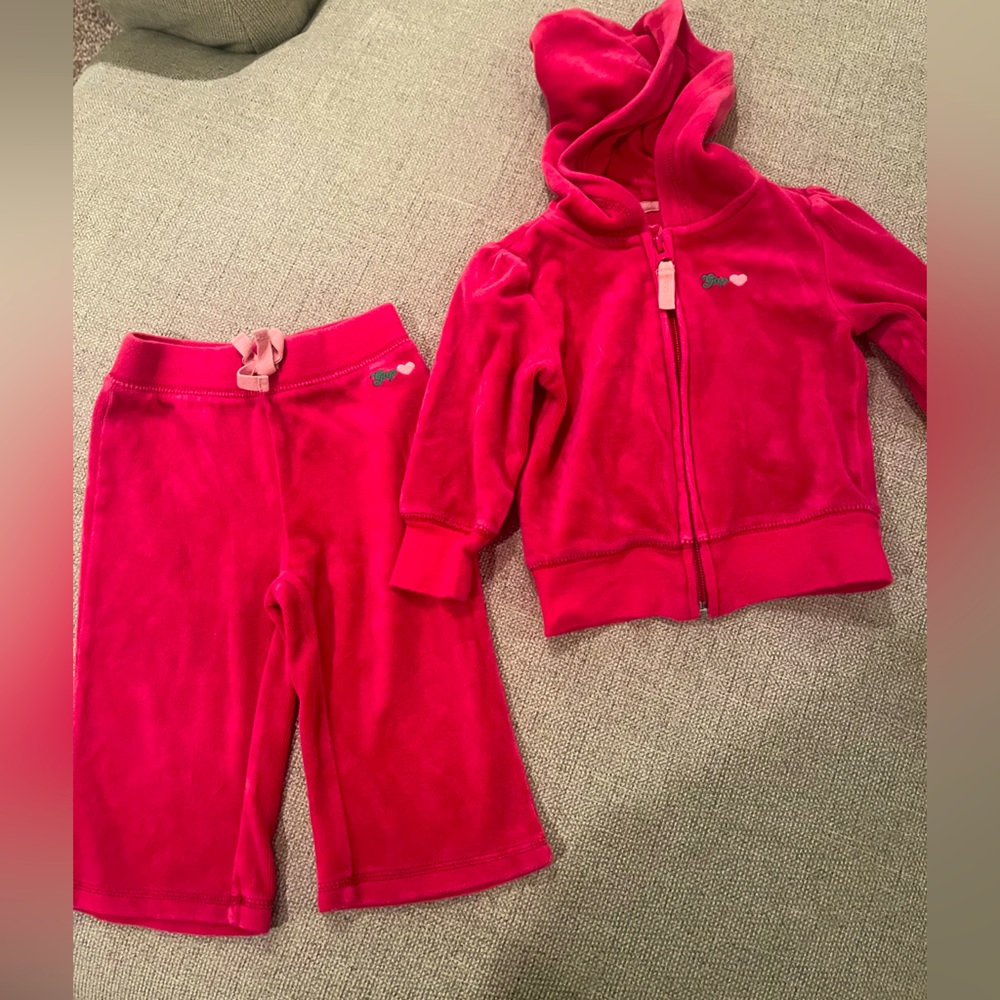 Baby Gap girls track suit velour EUC 12-18 months